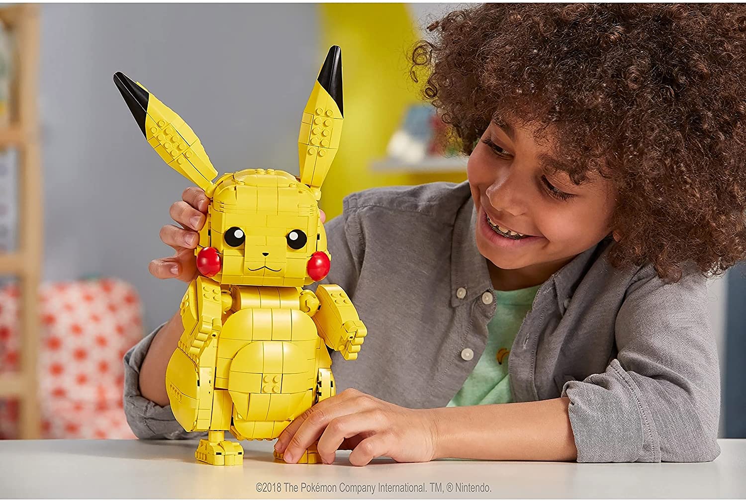 Pokemon Pikachu gigante mega costrux