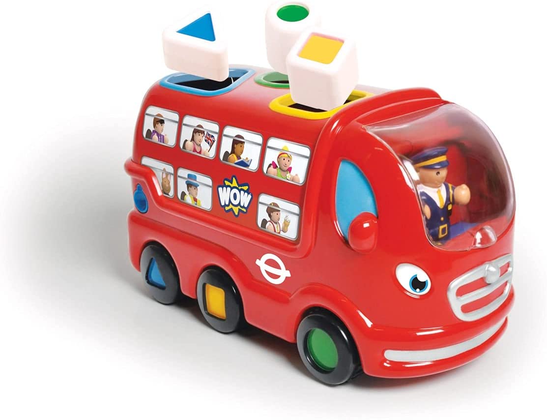 London Bus Leo infilaforme