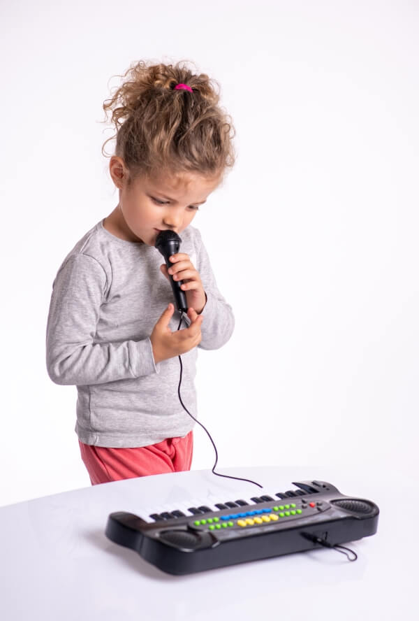 pianola con microfono