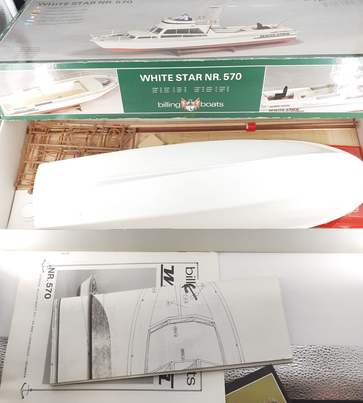 kit nave White Star