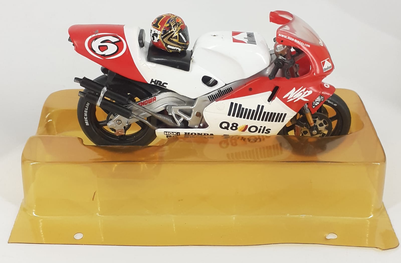 Honda NSR 500 &quot;Kanemoto&quot; Max Biaggi 1998 1\24