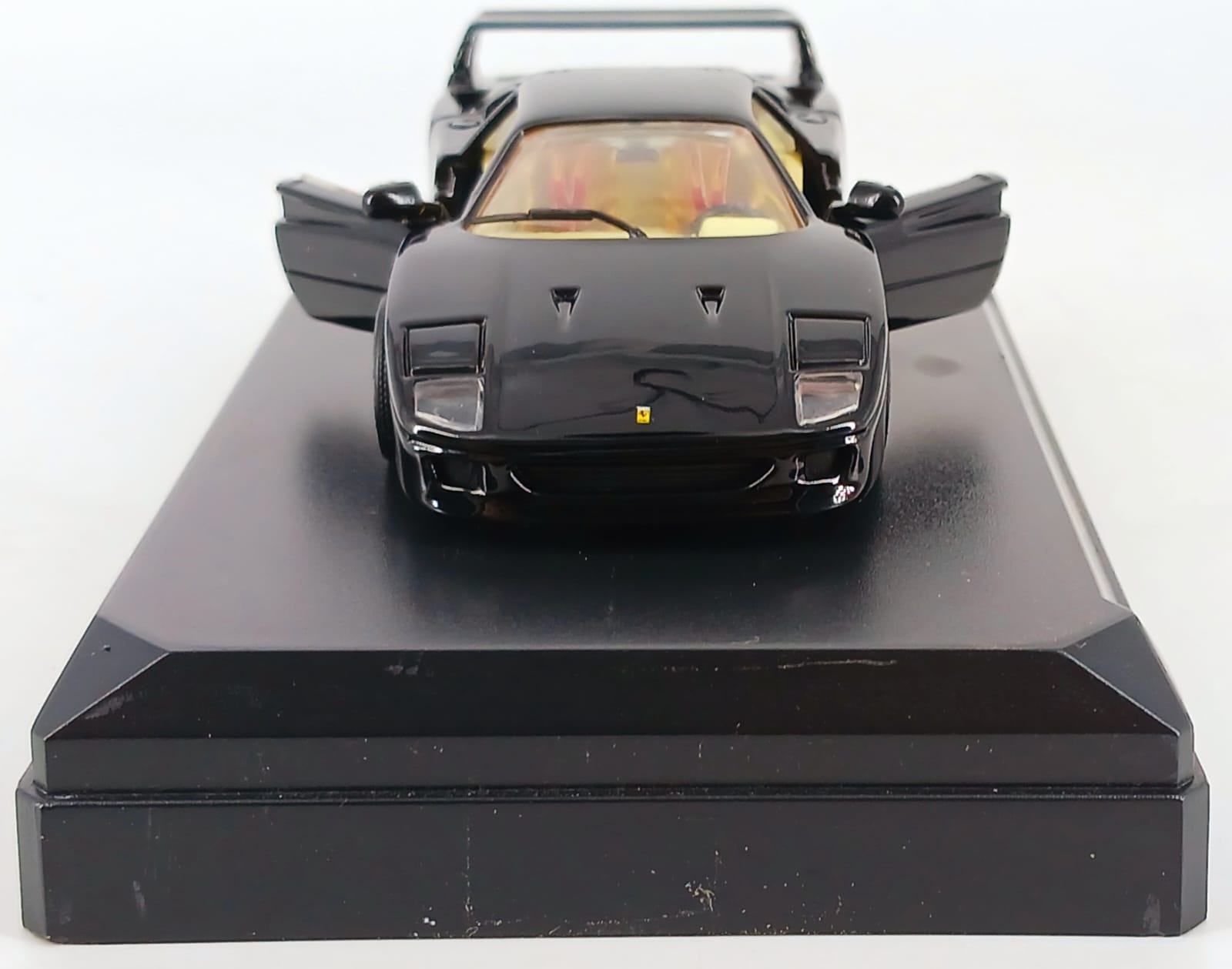Ferrari F40 nero metallizzato 1:43