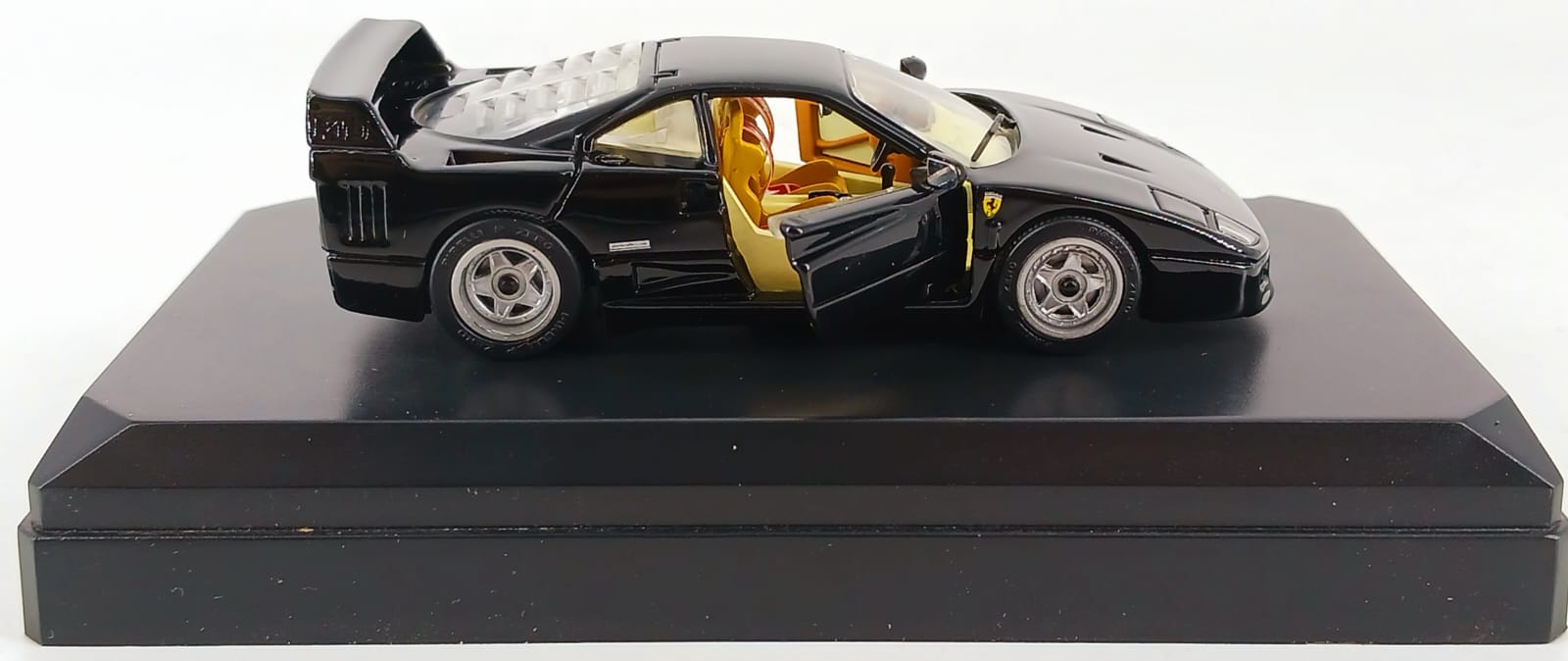 Ferrari F40 nero metallizzato 1:43