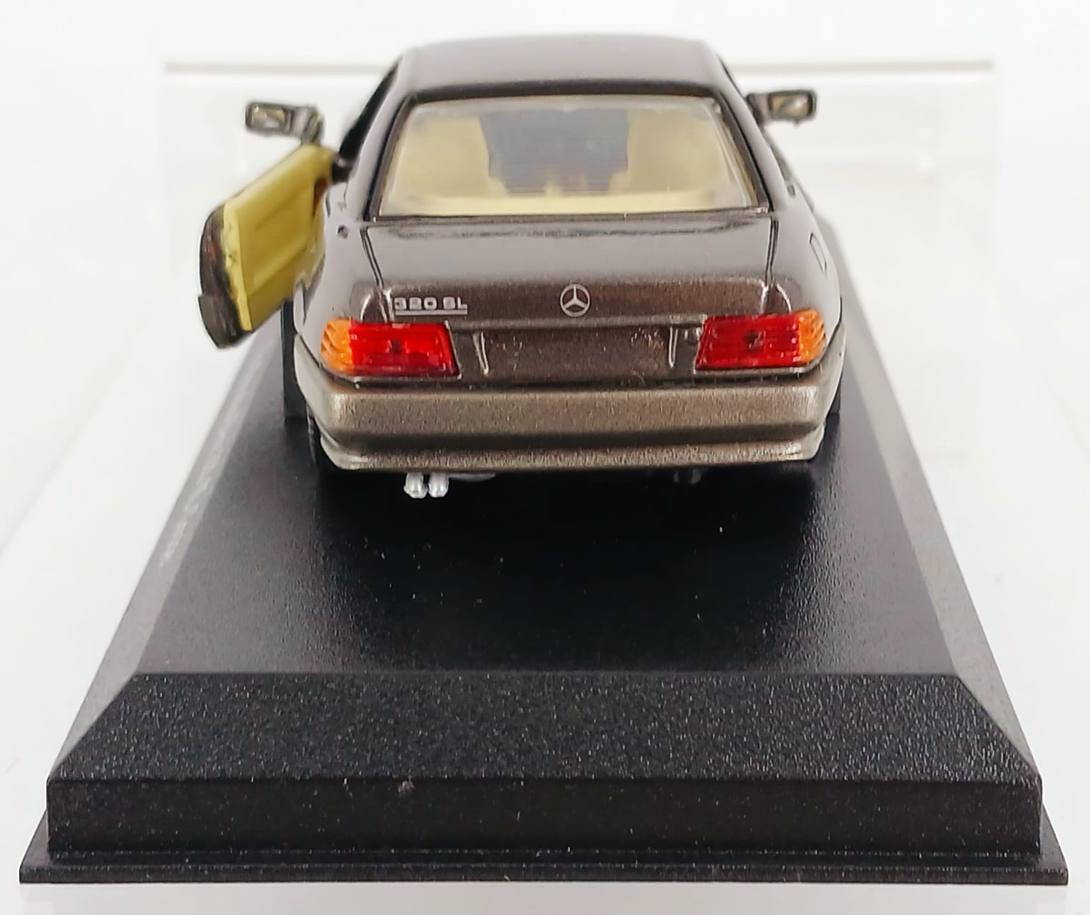 Mercedes-Benz 320 SL Coupe 1/43