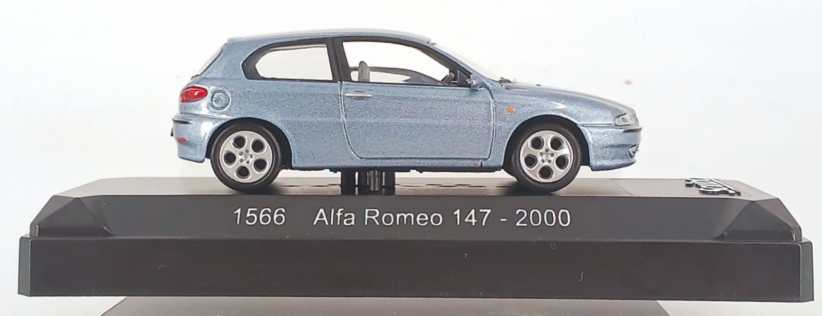 alfa romeo 147 1/43