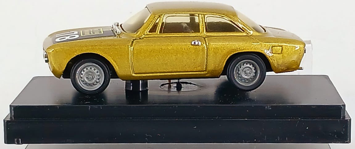 Alfa Romeo Giulia Sprint GTA 1965 con Decal 1/43