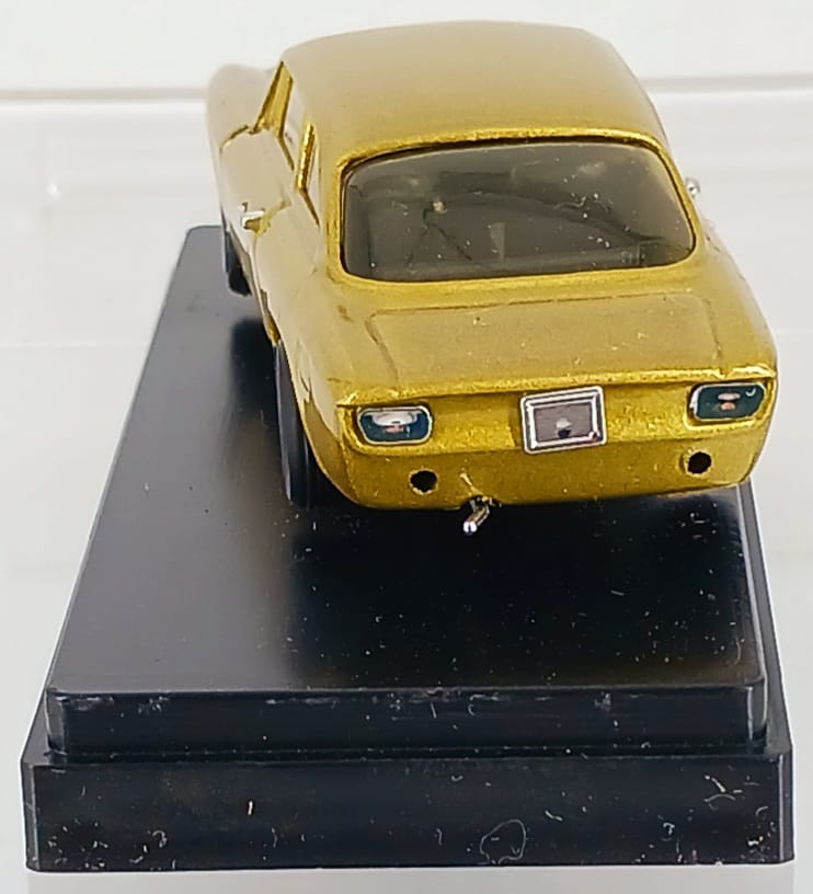 Alfa Romeo Giulia Sprint GTA 1965 con Decal 1/43