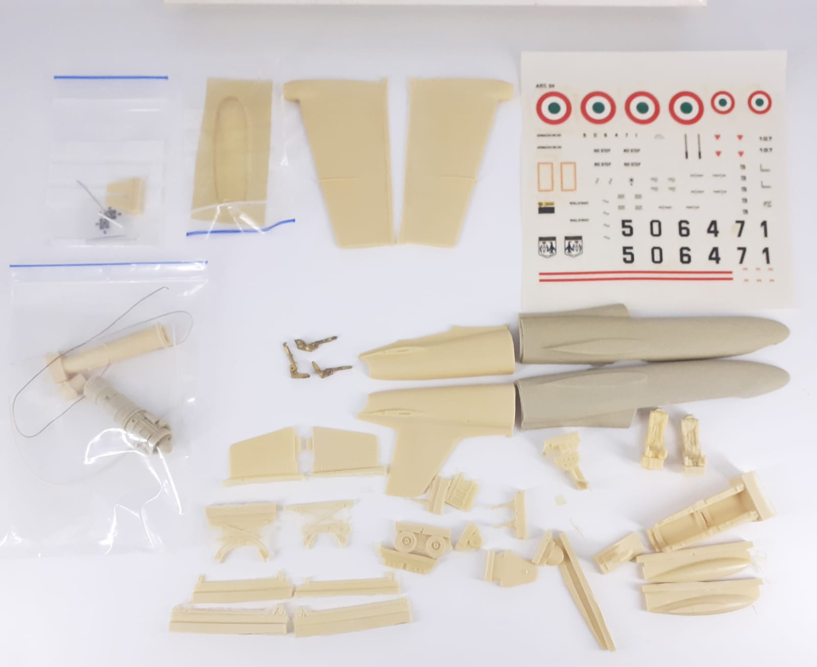 Aermacchi MB 326 K con turbogetto R.R.Viper 1/48