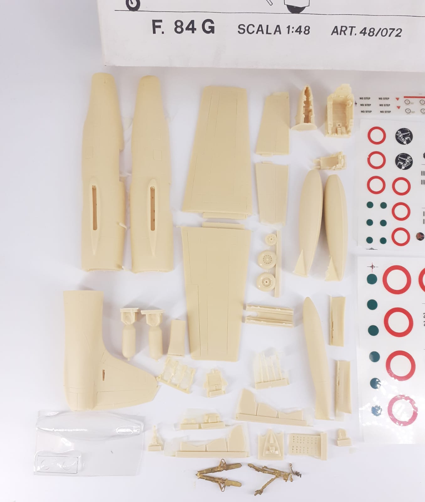 aereo Republic F84G 1/48 kit in resina