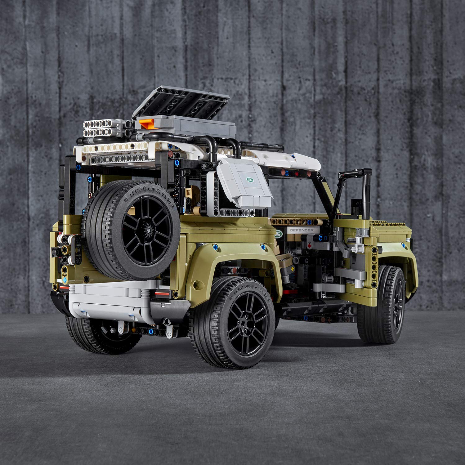 Technic Land Rover Defender