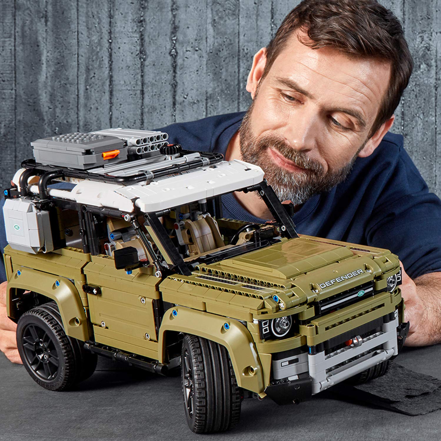 Technic Land Rover Defender