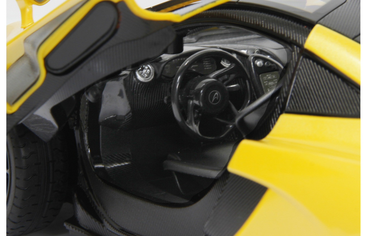 McLaren P1 1:14 40MHz gialla