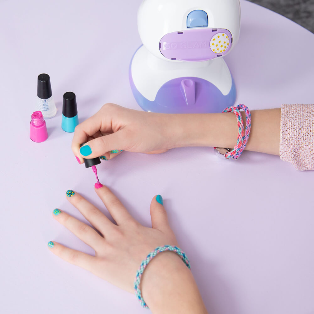 Go Glam Nails 2 in 1 Salon