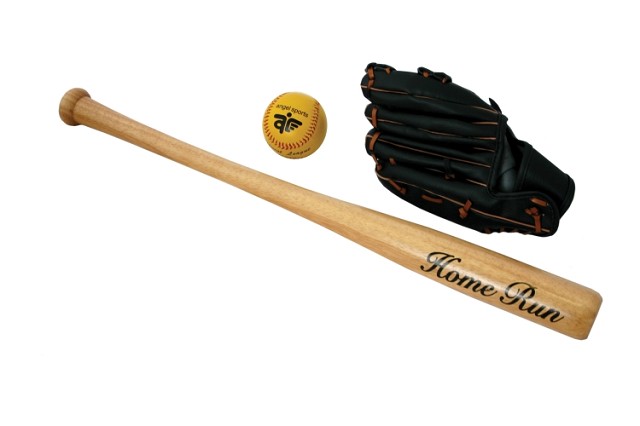 guantone mazza e palla da baseball