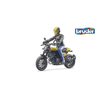 Moto ducati scrambler con pilota