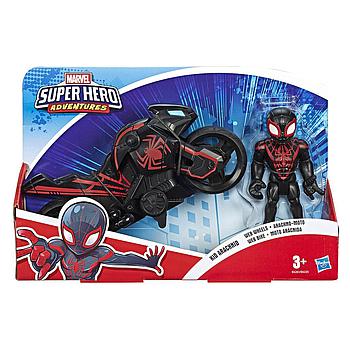 Spiderman Kid Arachnid con moto