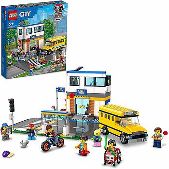 Giorno di scuola lego city